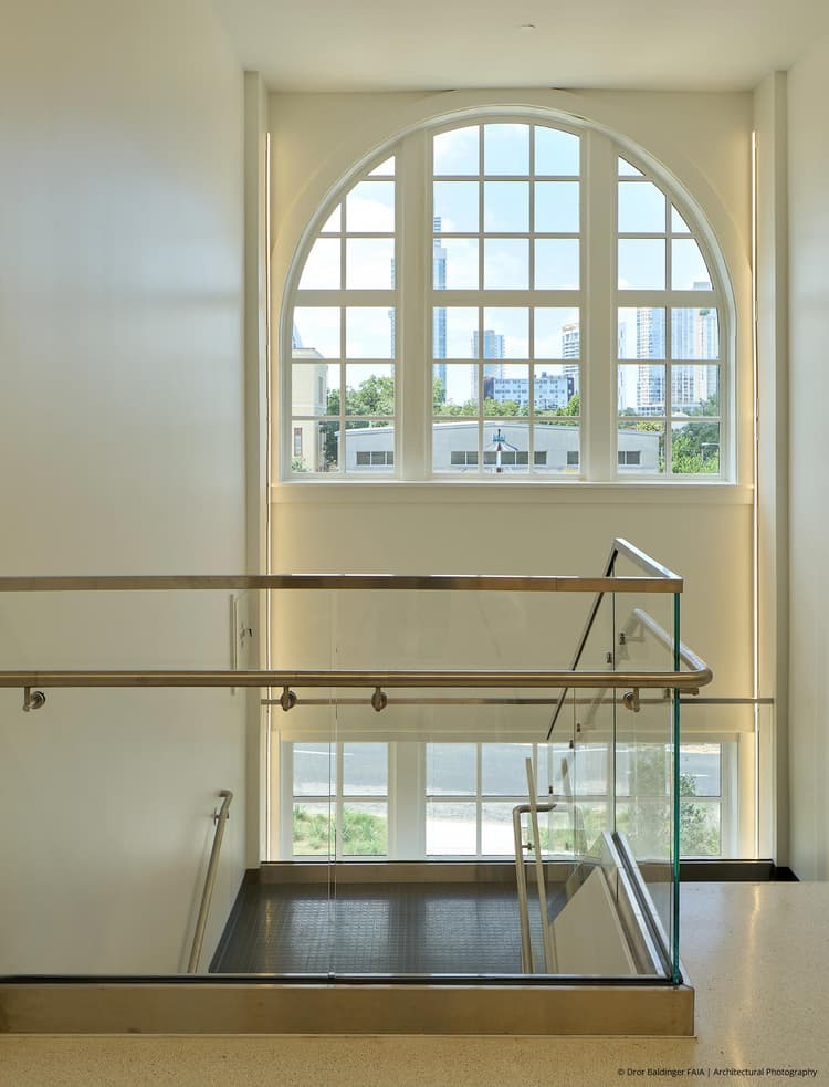 Ultra Series radius picture double hung