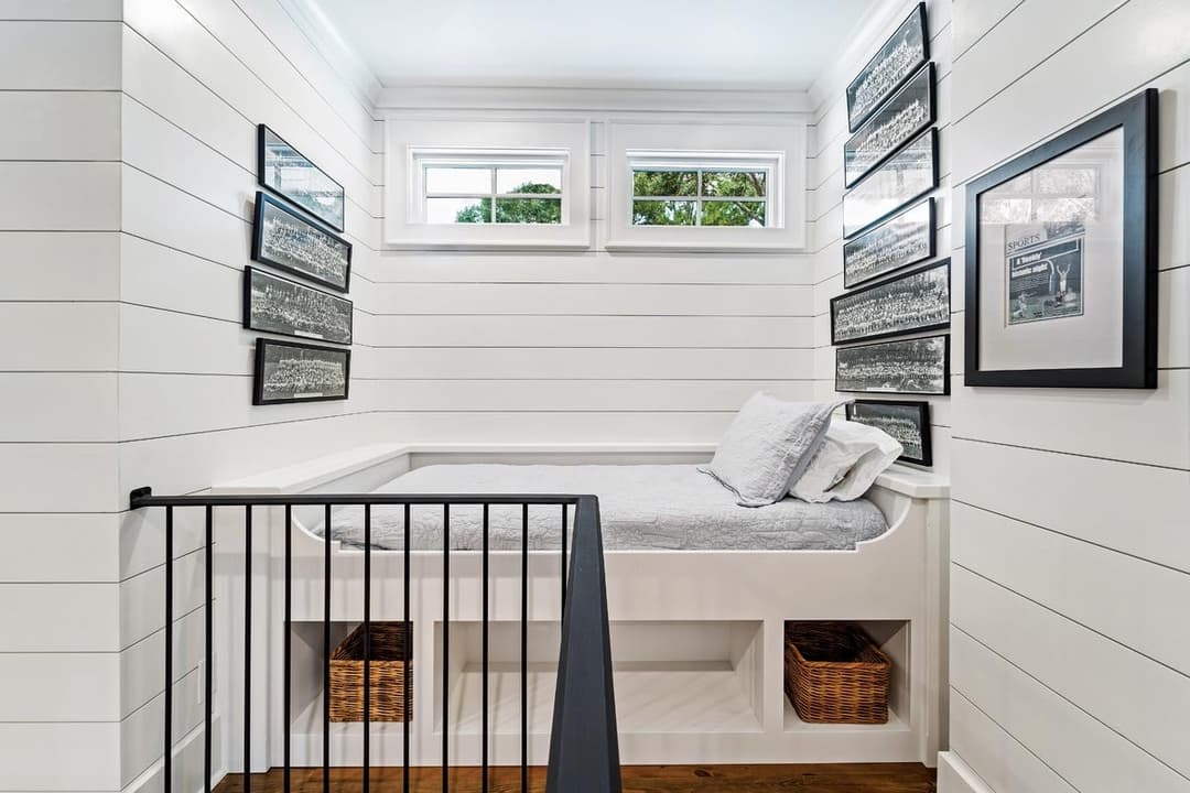 AK908 AK508 White Windows