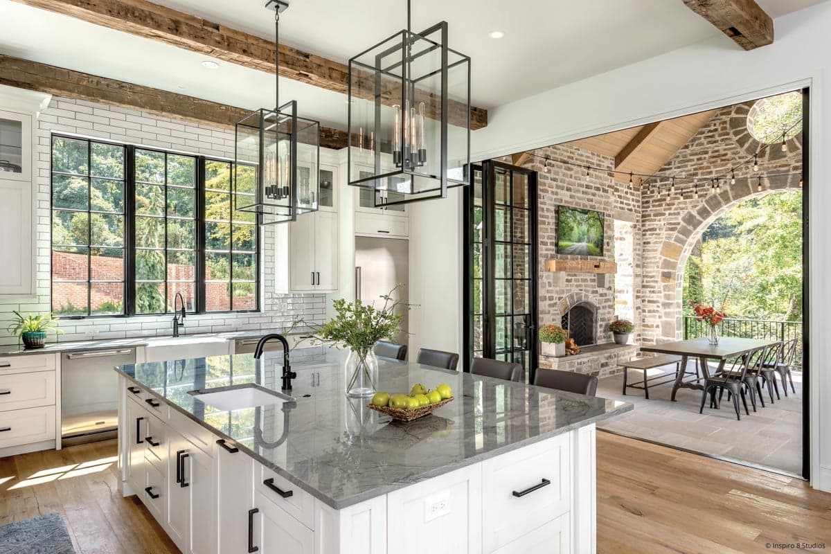 VistaLuxe WD LINE crank-out casements and folding door, Pine interior, finished on the job site