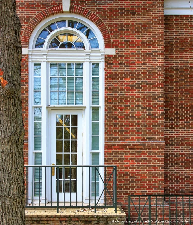 Outswing entrance door